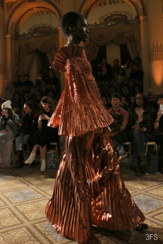 christian siriano runway new york fashion week nyfw fw17 eveningwear @sssourabh